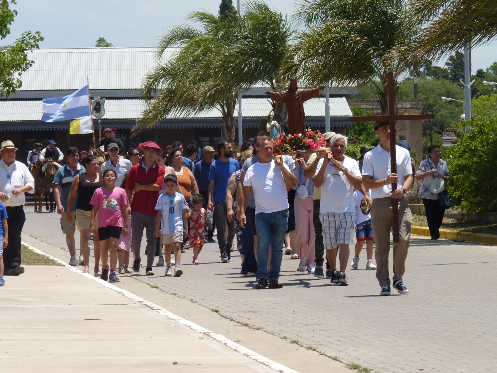 La Municipalidad estuvo presente en la celebración patronal de Cristo Rey