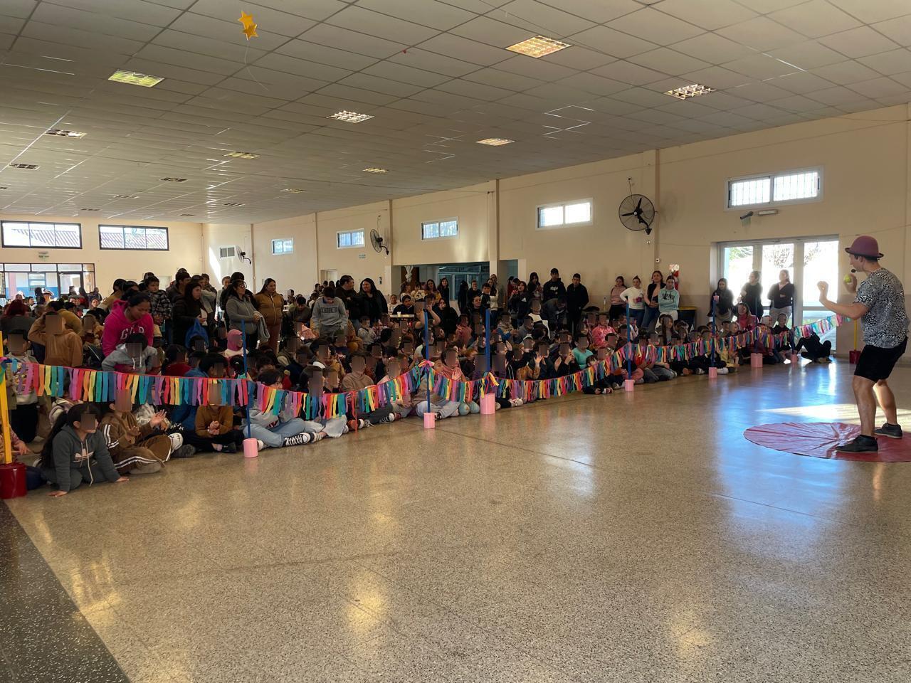Más de cien niños disfrutaron de una jornada de diversión y concientización ambiental por el Día de las Infancias