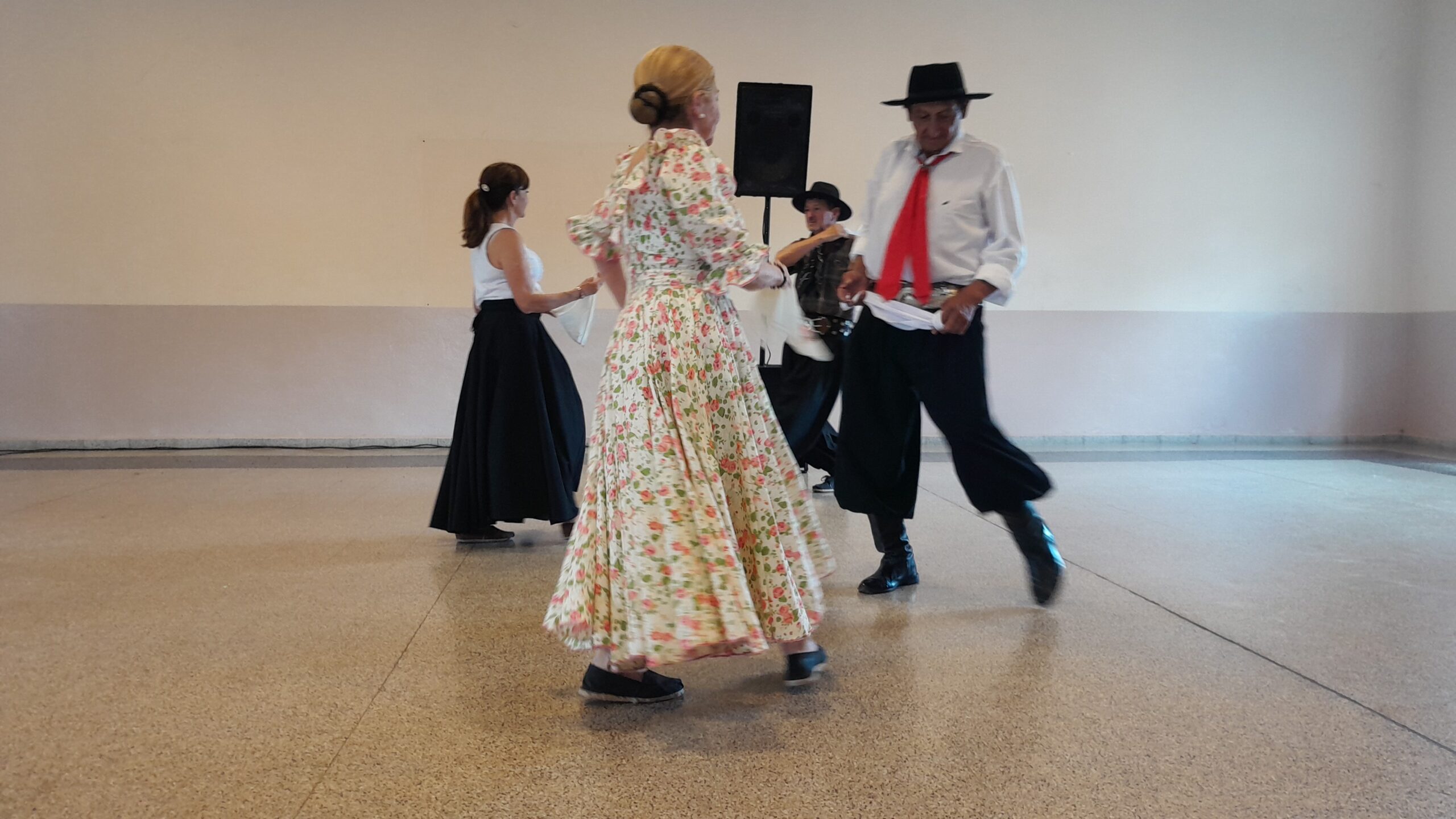 Bouwer suma un nuevo taller cultural y extiende las inscripciones a las capacitaciones laborales